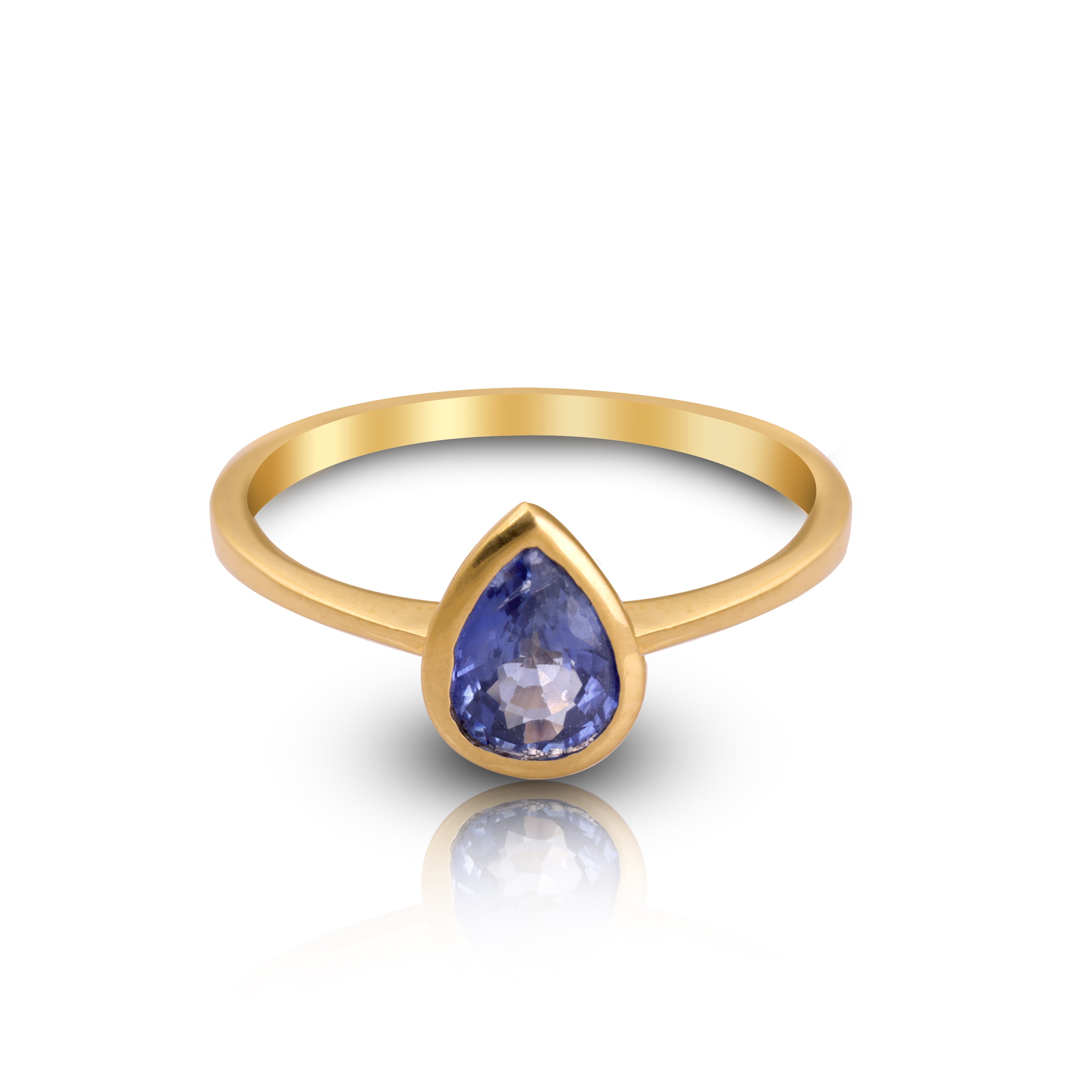 14 karat gold sapphire ring