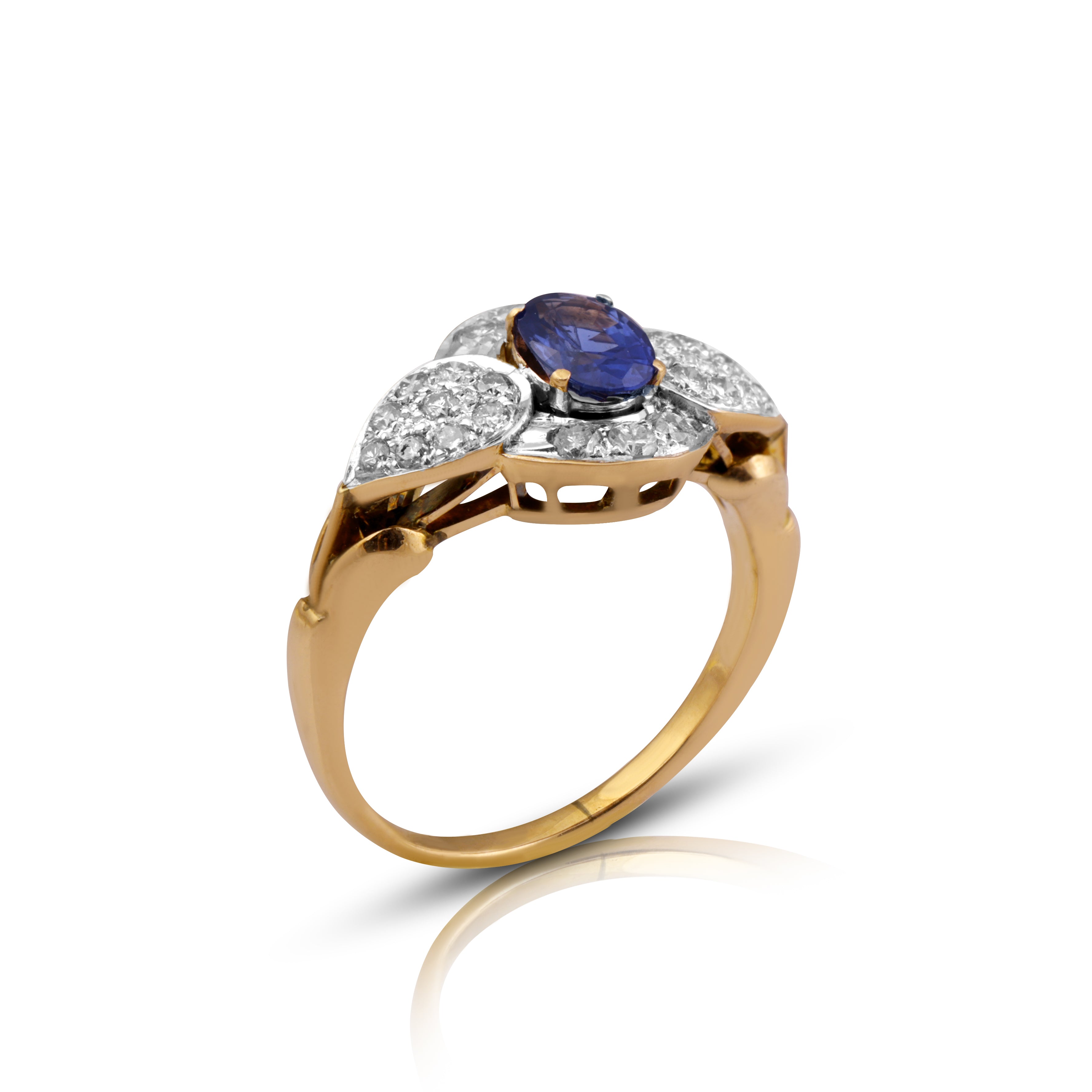 9 karat gold sapphire diamond ring