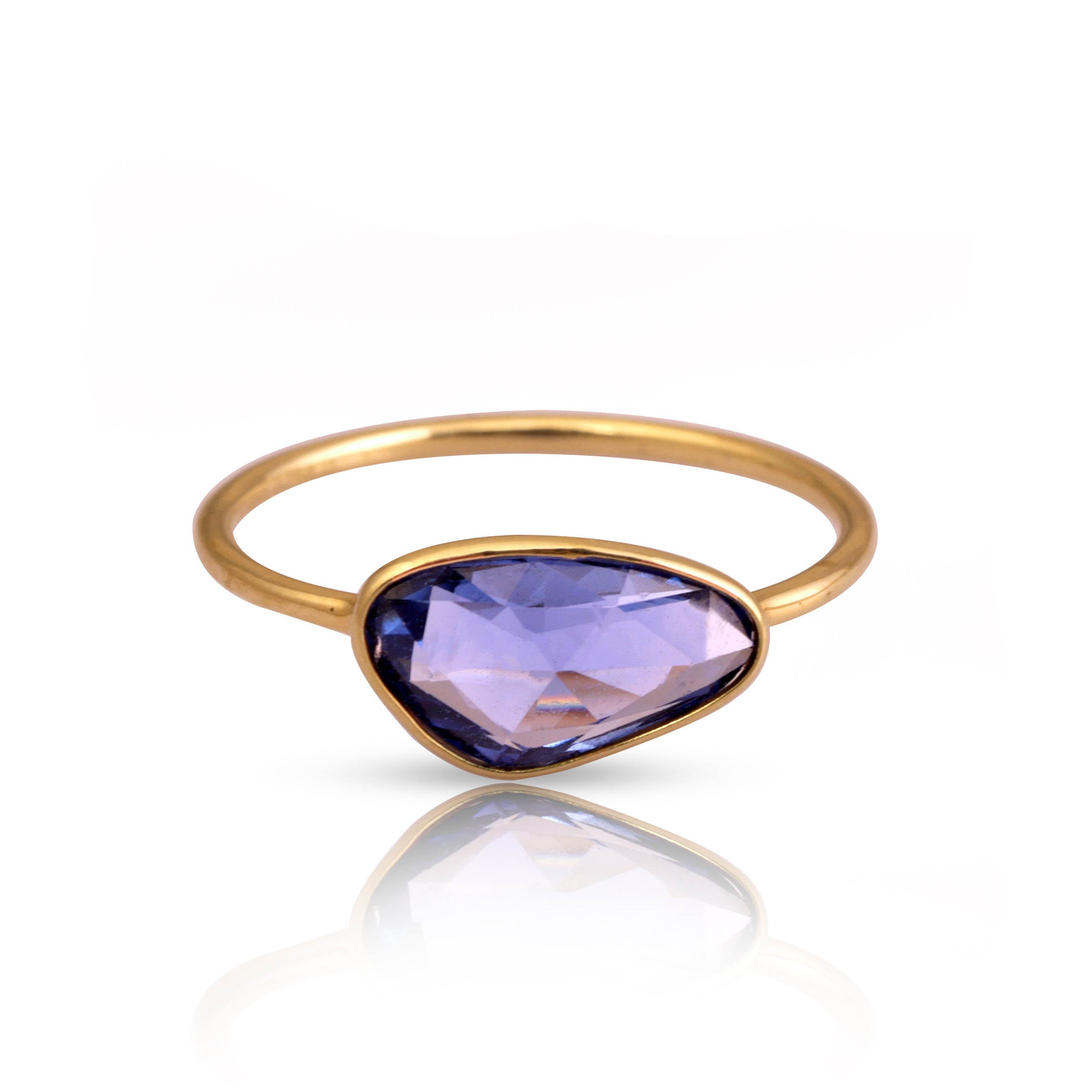 14 karat gold sapphire ring