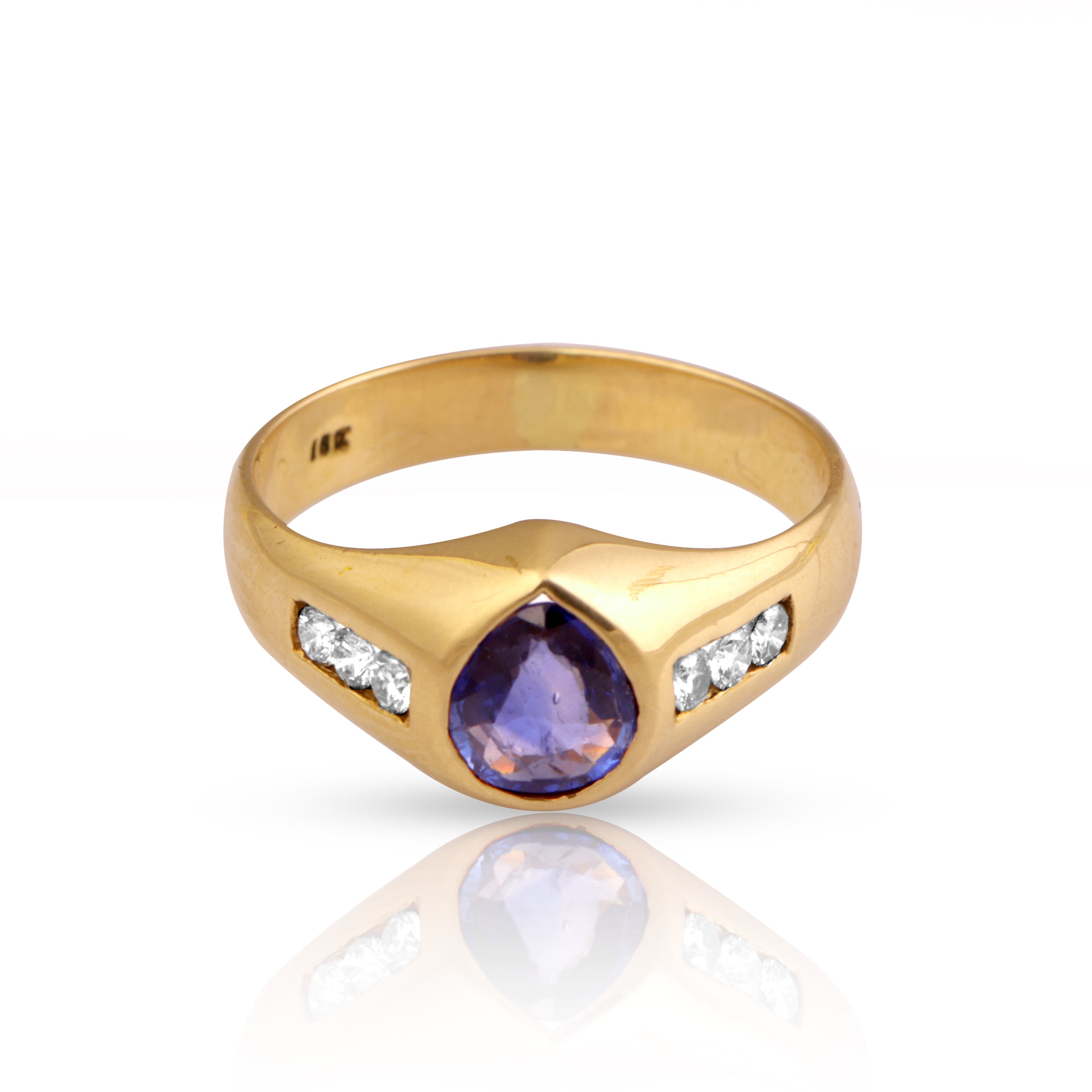 18 karat gold sapphire diamond ring