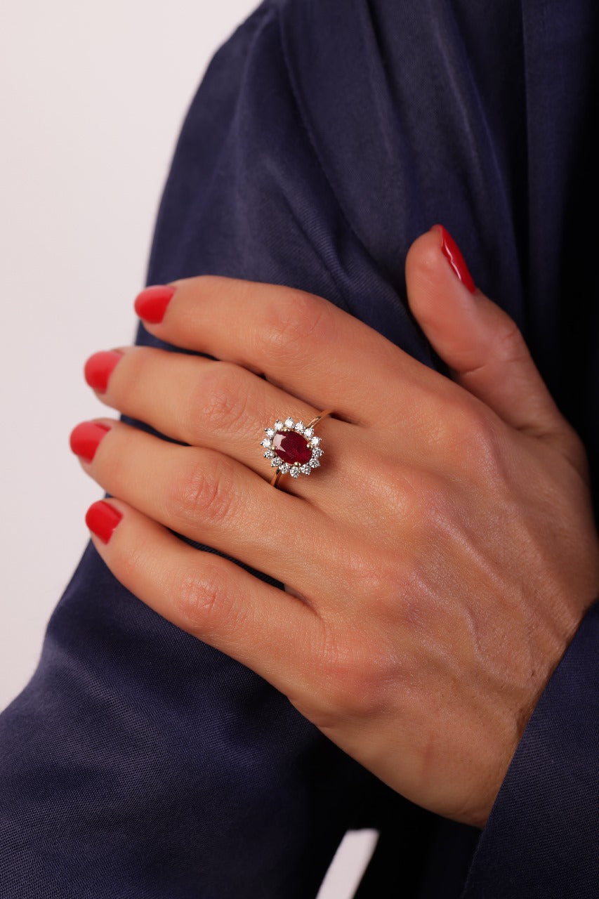 14 karat gold ruby diamond ring